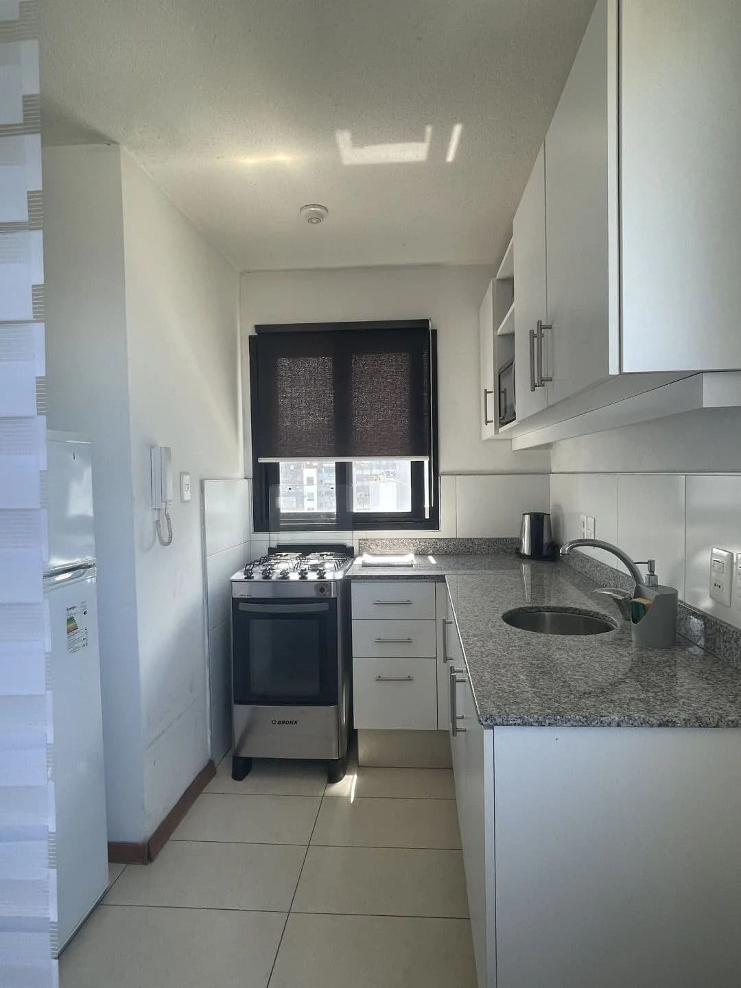 Venta Apartamento De Un Dormitorio Con Renta En Piso 12, Cordón. - Vista 5