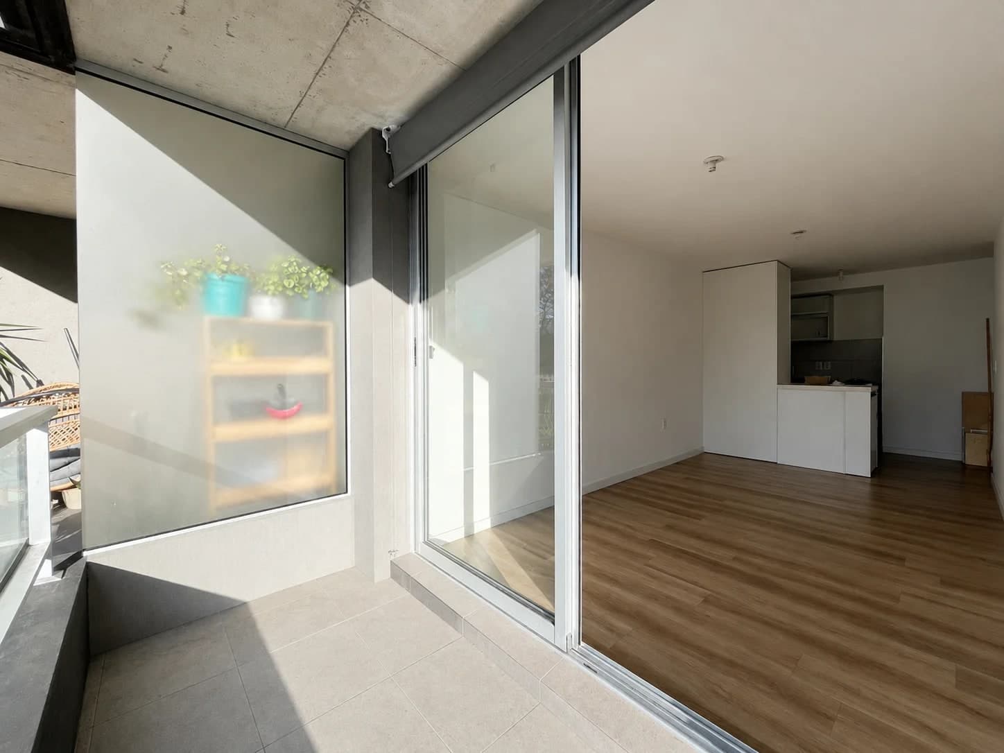 Alquiler luminoso apartamento de 1 dormitorio en Cordón con balcón